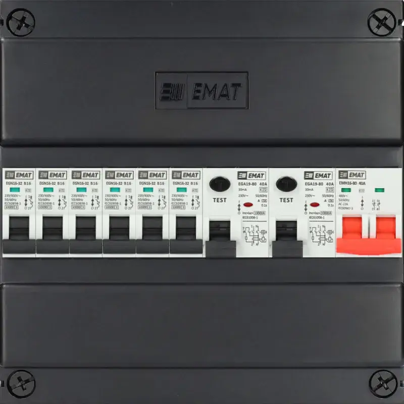 EMAT groepenkast 4 t/m 6 groepen 225x220 mm (HxB) 1 Fase